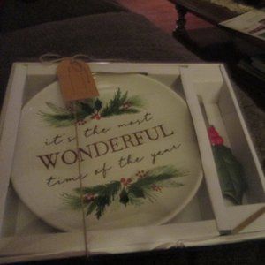 New Christmas Plate and Spreader